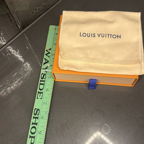 Louis Vuitton box and dust cover - Picture 5 of 6